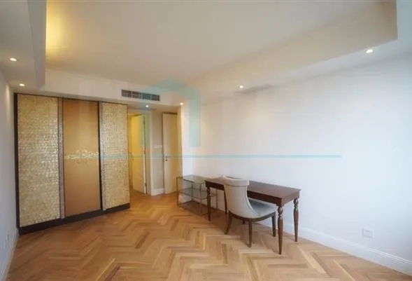 Rm 2807 No 2 Central Residence I(9)