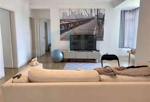 Rm 2901 No 4 Century Metropolis