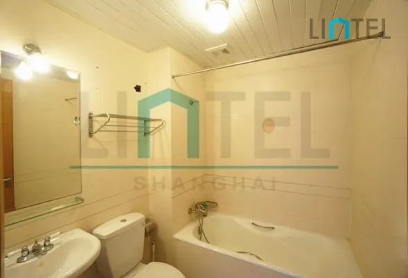 Rm 2901 No 4 Huang Pu Zhong Xin City(11)