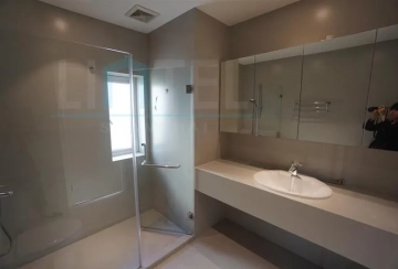 Rm 29A No 3 Ambassy Court(14)