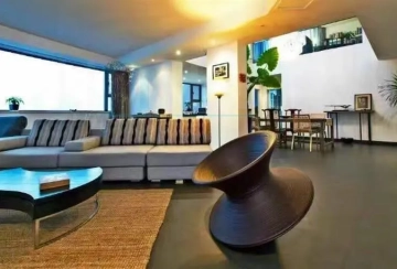 Rm 29B No 288 Huanghe Road(3)