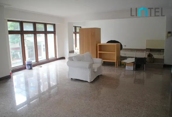 Rm 2A Aimking Mansion