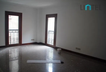 Rm 2A Aimking Mansion(5)