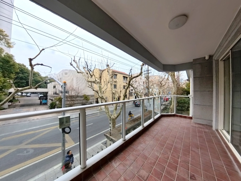 Rm 2A Gao'an Court(3)