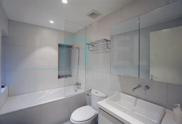 Rm 2A No 3 Ambassy Court(16)