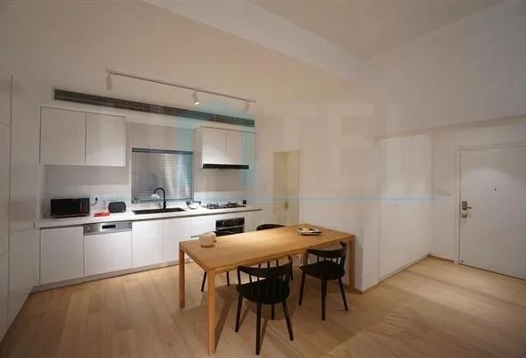 Rm 2A No 3 Ambassy Court(6)