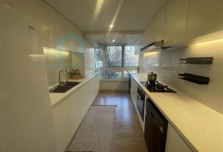 Rm 2A No 5 One Park Avenue(6)