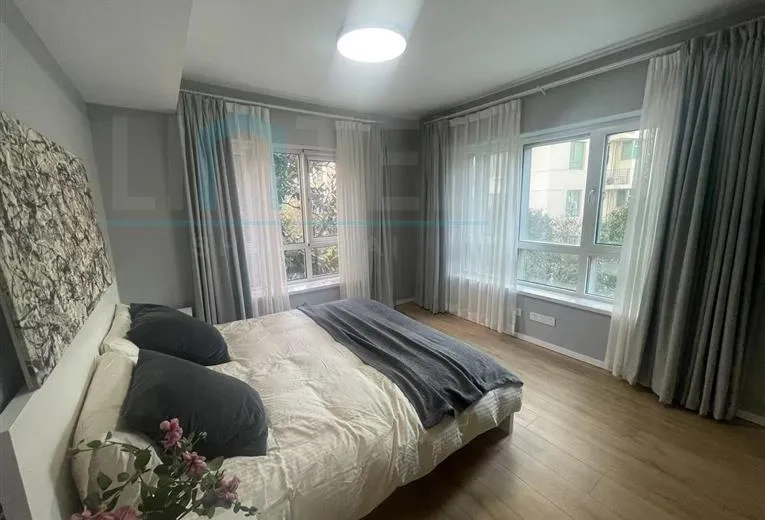 Rm 2A No 5 One Park Avenue(7)