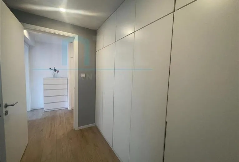 Rm 2A No 5 One Park Avenue(8)