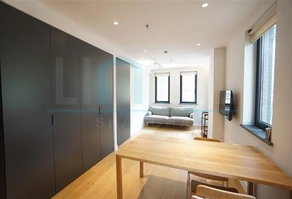Rm 2A No 708 Huashan Road(2)