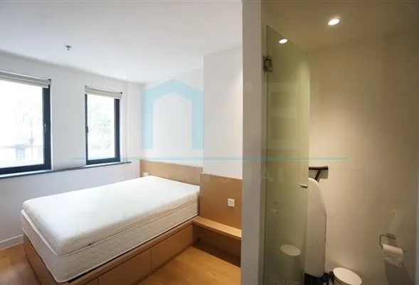 Rm 2C No 708 Huashan Road(7)