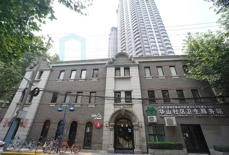 Rm 2E No 708 Huashan Road(8)