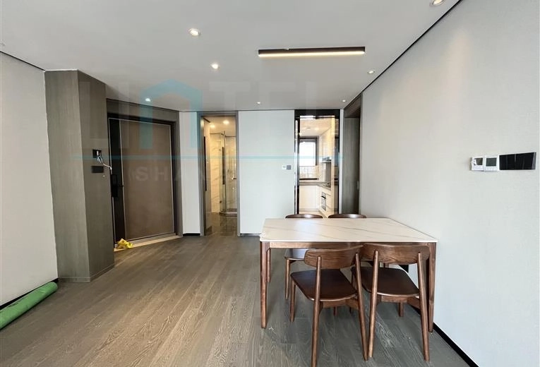 Rm 3001 No 5 Shanghai Bay Phase II(3)