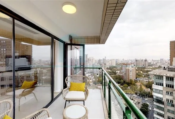 Rm 3001 No D The Courtyards(3)