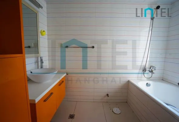 Rm 3002 Jing'an International Plaza(10)