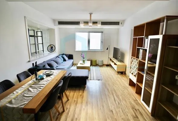 Rm 3002 No 1 Jing'an International Plaza