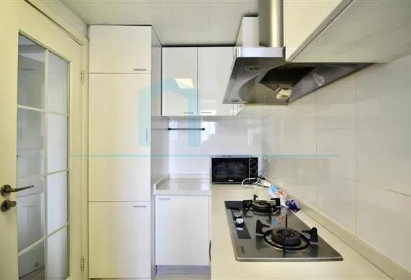 Rm 3002 No 1 Jing'an International Plaza(4)