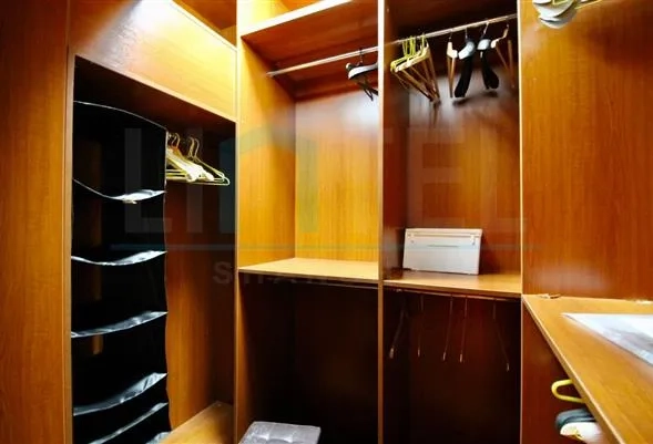 Rm 3002 No 1 Jing'an International Plaza(7)