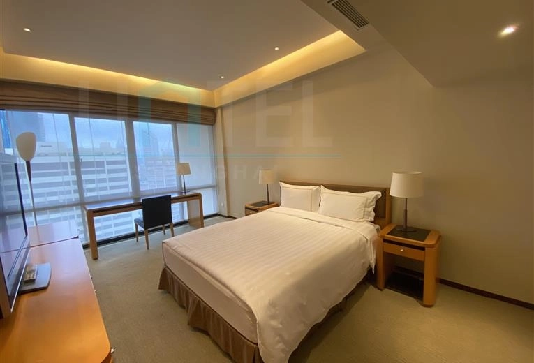 Rm 3002 No W Shanghai Center(7)