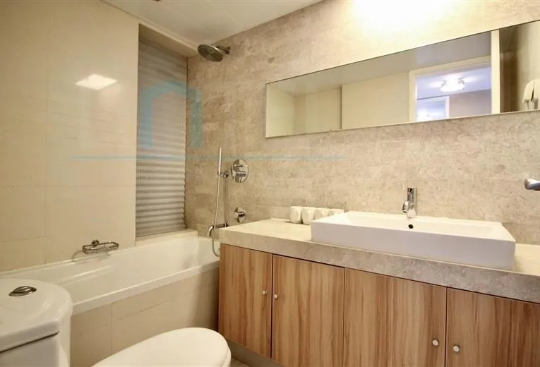Rm 3003 No 4 Eight Park Avenue(9)
