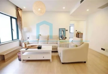 Rm 301 Le Vincent Court(2)
