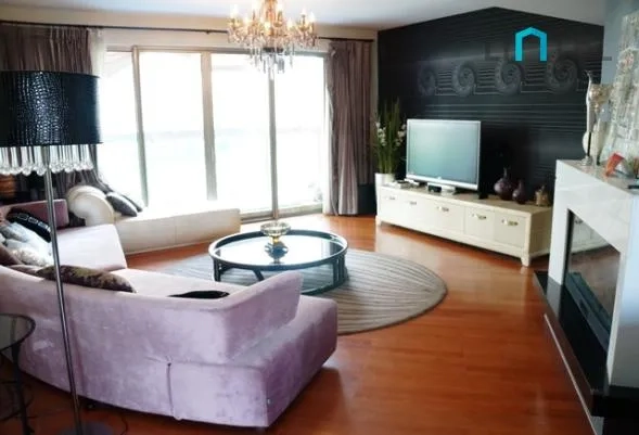 Rm 301 No 1 Le Marquis