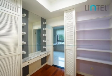 Rm 301 No 10 Green Court I(13)