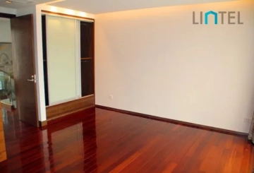 Rm 301 No 10 Tomson Garden(8)