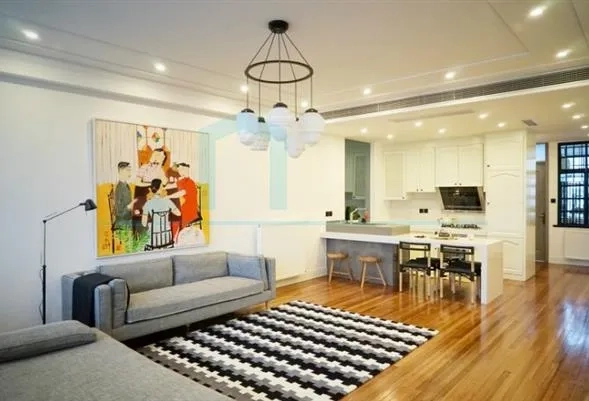 Rm 301 No 1326 Huaihai middel Road