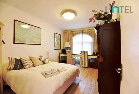 Rm 301 No 2 South Lawn Garden(7)