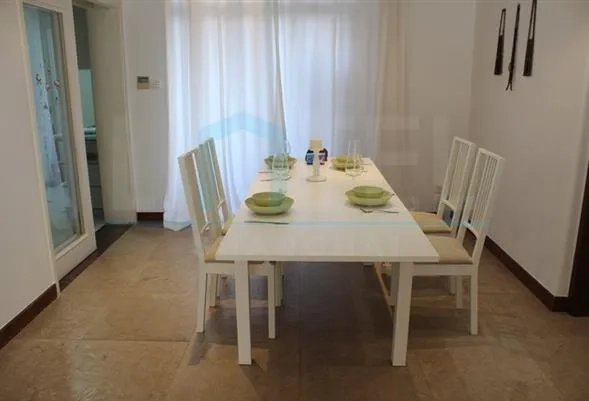 Rm 301 No 2 Xiangyang Apartment(3)