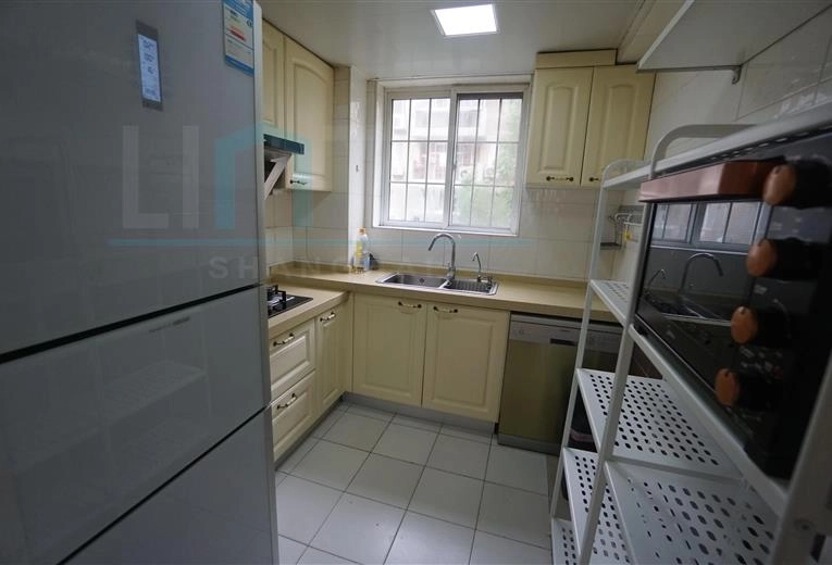 Rm 301 No 20 Lane 3297 Hongmei Road(5)