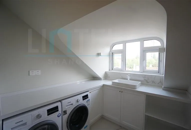 Rm 301 No 20 Lanting Apartment(29)