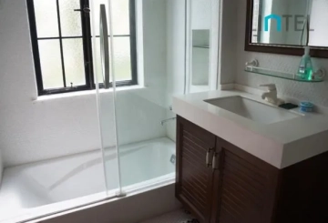Rm 301 No 2068 Huaihai middle Road(6)