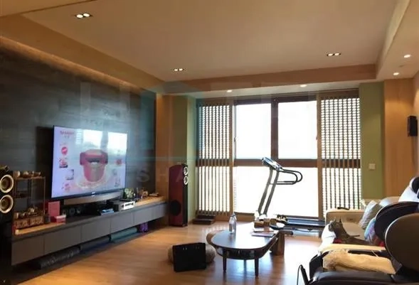 Rm 301 No 370 Lakeside Ville(2)