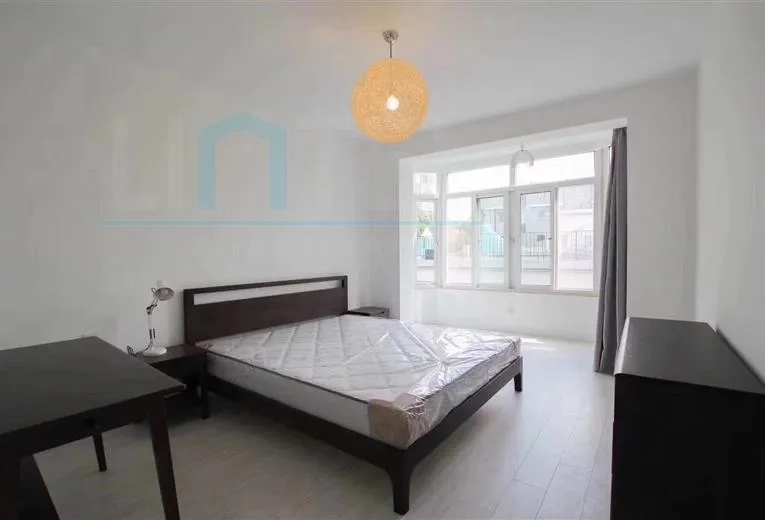 Rm 301 No 5 Ambassy Court(5)