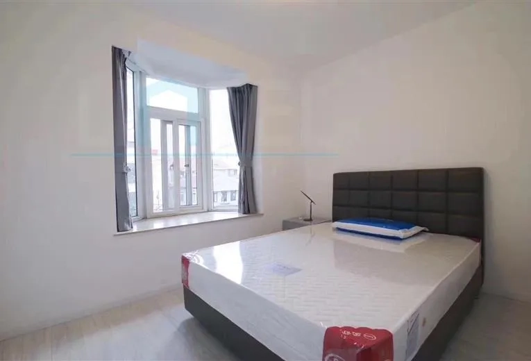 Rm 301 No 5 Ambassy Court(7)