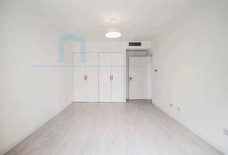 Rm 301 No 5 Ambassy Court(8)