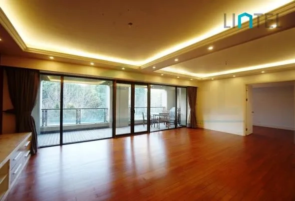 Rm 301 No 5 Lakeville Regency