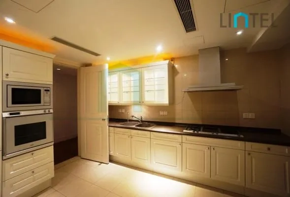 Rm 301 No 5 Lakeville Regency(4)