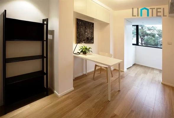 Rm 301 No 5 Lane 591 Hongqiao Road(6)