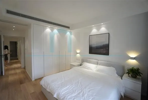 Rm 301 No 7 Manhattan Heights(6)