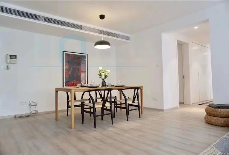 Rm 301 No 8 Art Apartment(4)
