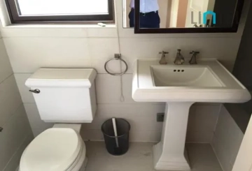 Rm 301 No 8 Lakeville Regency(9)