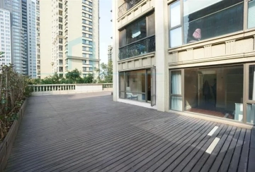 Rm 302 No 1 The Palace I(4)