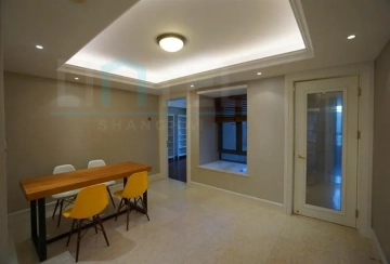 Rm 302 No 1 The Palace I(8)