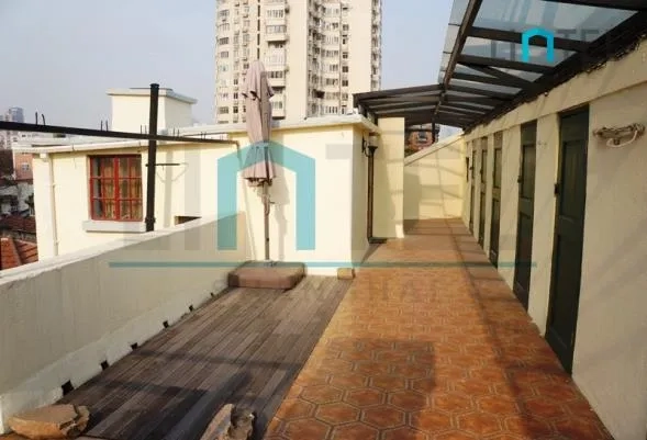 Rm 302 No 2000 Huaihai middle Road(11)