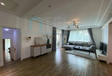 Rm 302 No 27 Rainbow Garden