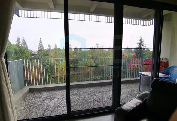 Rm 302 No 391 Lakeside Ville(2)