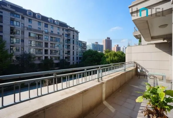 Rm 302 No 6 Lanting Apartment(11)